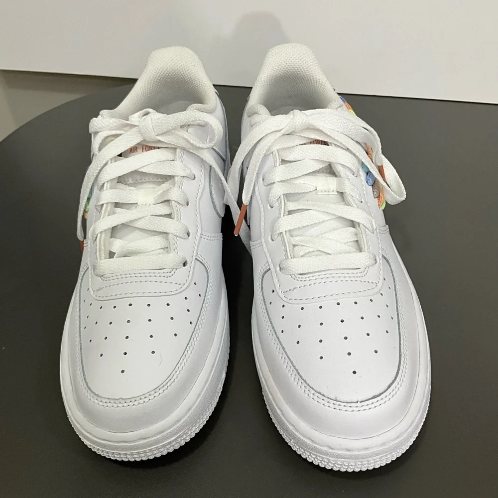 Nike Air Force 1 Low LV8 Rainbow Swoosh White Sneakers Youth 6.5Y Women’s 8